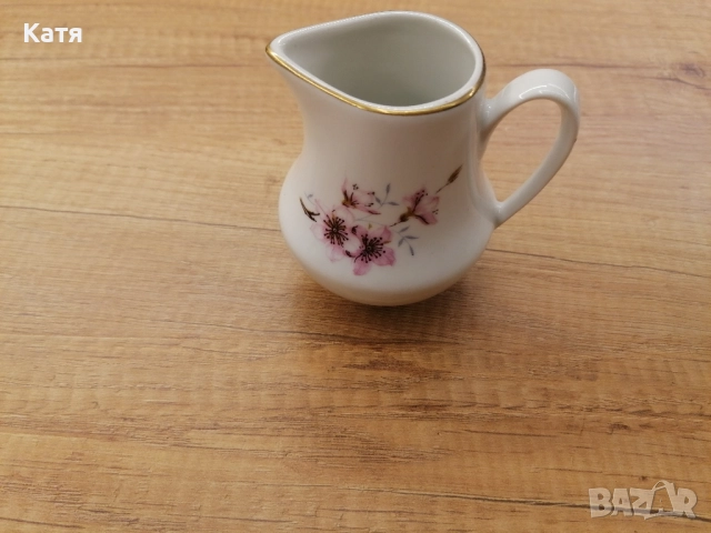 Каничка за мляко порцелан Китка Нови Пазар