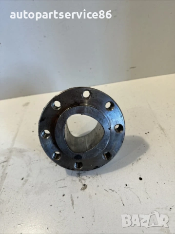 Главина на колянов вал за Volvo FL6 D6 5.5 V6 (1990-1998) , снимка 3 - Части - 54029562