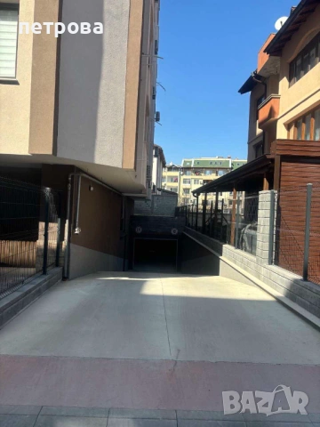 под наем парко място в гр. Пазардвик, снимка 4 - Гаражи и паркоместа - 53403279