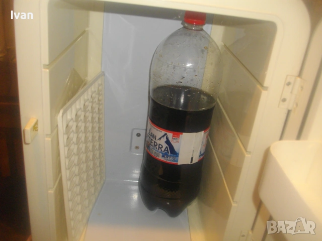 МАКСИ МИНИ ХЛАДИЛНИК 20 ЛИТРА ГОЛЯМ НЕМСКИ ОРИГИНАЛЕН UNOLD ELECTRO РАБОТИ НА 220 И НА 12 ВОЛТА, снимка 17 - Хладилници - 54184356