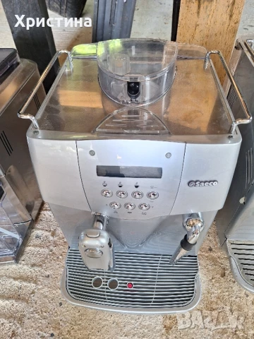 Кафемашина Saeco, снимка 2 - Кафемашини - 51037197