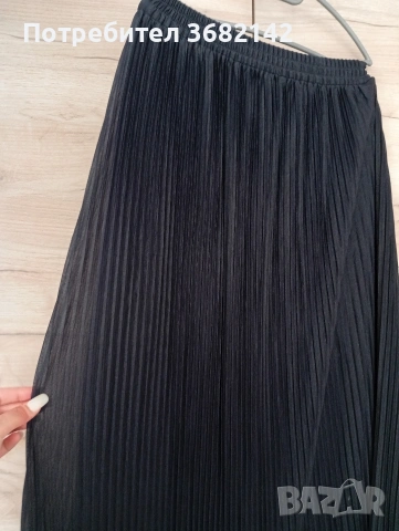 продавам дамска пола плисе 