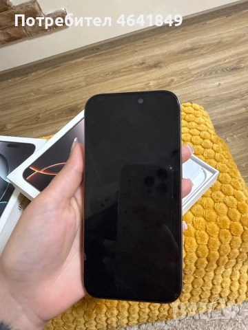 Продавам за части Iphone 16pro 256GB
