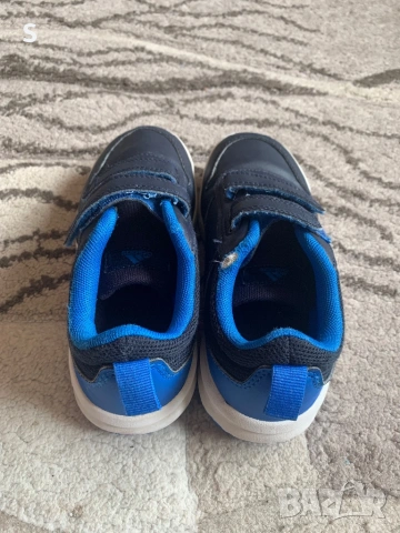 Маратонки Adidas 31номер, снимка 3 - Детски маратонки - 53946419