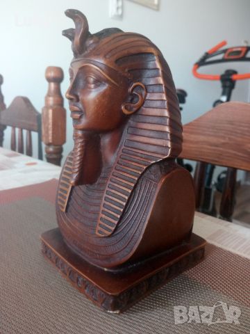 Стилна и красива,статуетка на велик,египетски фараон-Тутанкамон., снимка 1 - Статуетки - 46301751