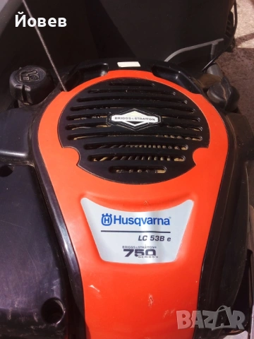 Бевзинова косачка за трева Хускварна, снимка 2 - Градинска техника - 53817887