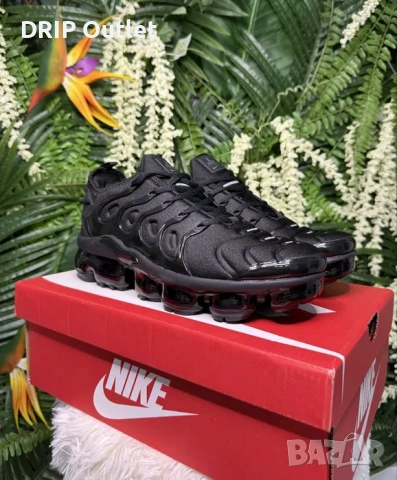 !НОВИ! Nike Air Vapormax Plus 'VM' | Triple Black | + КУТИЯ, снимка 3 - Маратонки - 54168046