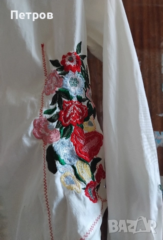 Бяла дамска риза с бродерия , снимка 2 - Ризи - 52790433