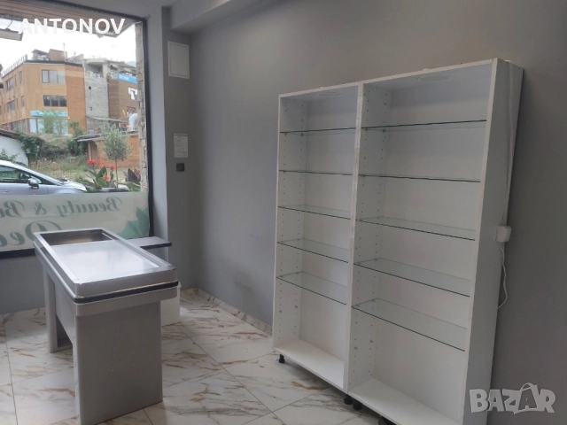 Магазинно оборудване  отлично, снимка 8 - Стелажи и щандове - 51668544