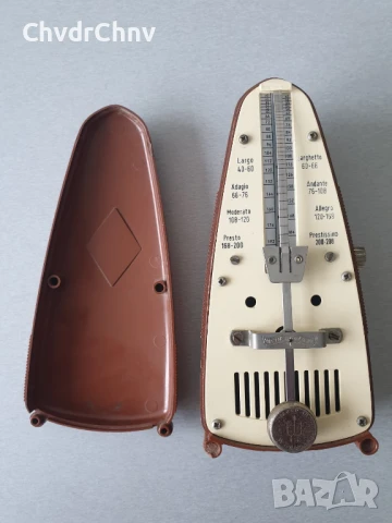 Стар дървен стол за пиано/табуретка-пейка с подвижна седалка 48см, снимка 9 - Столове - 49376927