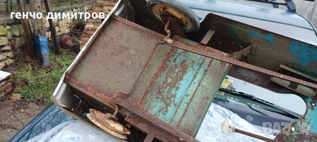 Ламаринена детска кола с педали НЕВА , снимка 2 - Антикварни и старинни предмети - 53383973