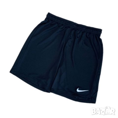 Оригинални мъжки къси панталони Nike | L размер, снимка 2 - Къси панталони - 45912130