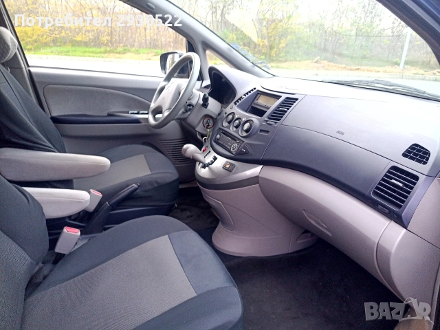 Митсубиши Грандис, 2,4 бензин/газ, Автоматик , снимка 8 - Автомобили и джипове - 52806961