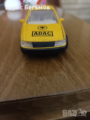 Количка Ауди/Audi 80 1:43, снимка 4 - Колекции - 53082667