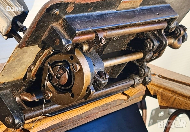 Крачна шевна машина Балкан, снимка 7 - Антикварни и старинни предмети - 52914868