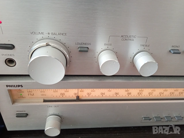 Philips-класически комплект усилвател и тунер, снимка 2 - Ресийвъри, усилватели, смесителни пултове - 54105636