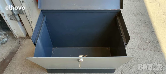 Метална кутия, снимка 3 - Други ценни предмети - 50848684