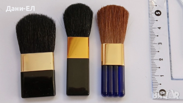 Малки четки за грим Estee Lauder, снимка 2 - Декоративна козметика - 52114676