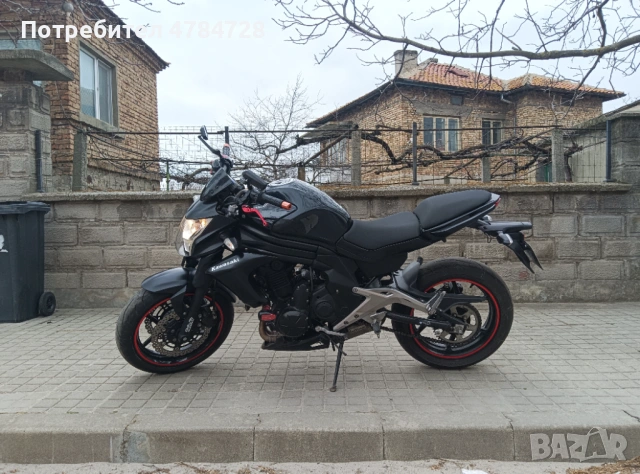 Продавам мотоциклет Kawasaki Er6N
