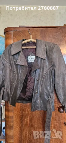 Валентино Valentino дамско ретро кожено яке сако с колан 