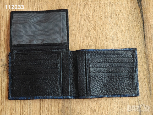 Змийска кожа портфейл, снимка 2 - Портфейли, портмонета - 51563881