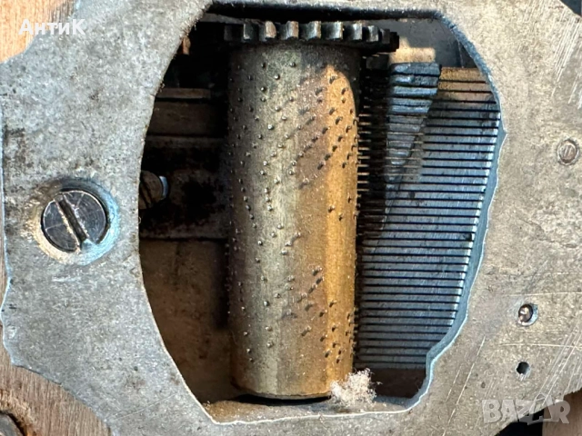 Будилник Юнгханс Жокер Junghans Joker, снимка 12 - Антикварни и старинни предмети - 52197162