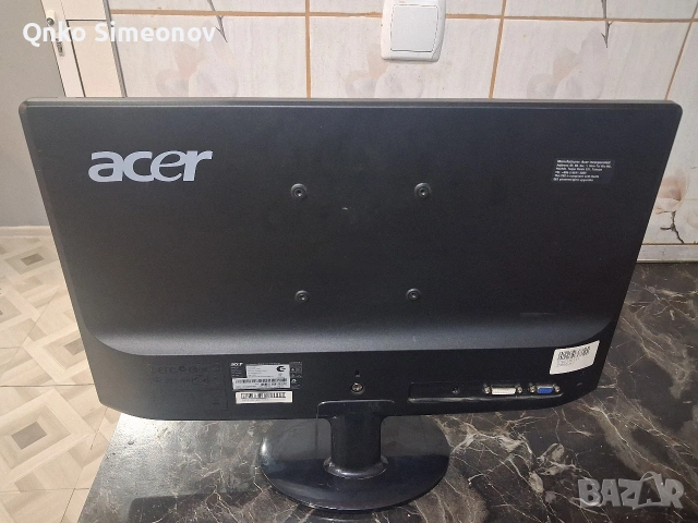 монитор 22 инча , снимка 2 - Телевизори - 54070395