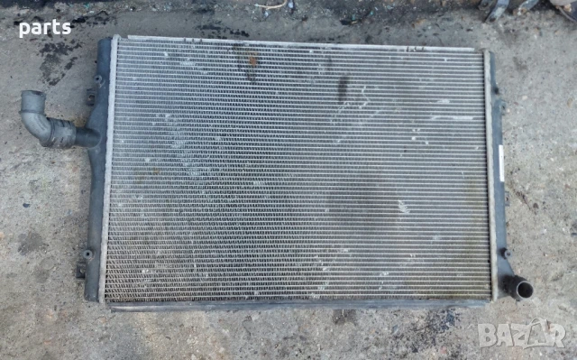 Воден Радиатор VW Голф 5 2.0TDI - Пасат - Ауди
- 1K0121251DM, снимка 2 - Части - 50569730