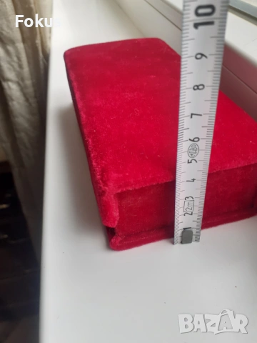Луксозна подаръчна кутия червено кадифе - като нова, снимка 7 - Антикварни и старинни предмети - 53964917