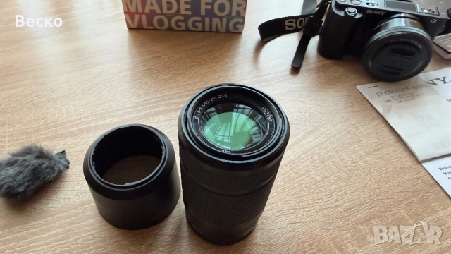  Фотоапарат Sony ZV-E10 + обективи 16-50mm и 55-210mm, снимка 11 - Фотоапарати - 52660808