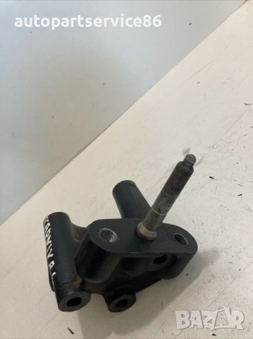 Държач за KIA Carnival 2.9 CRDi (2006–2012)