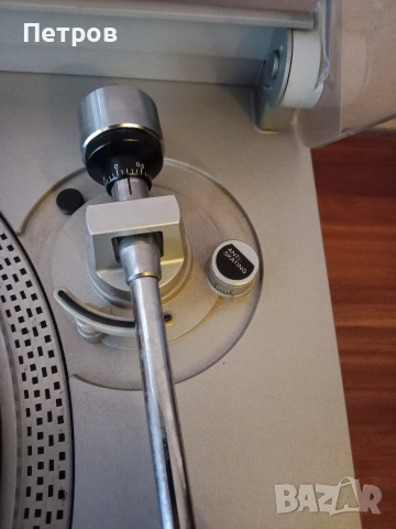 Грамофон Sony-Direkt drive.