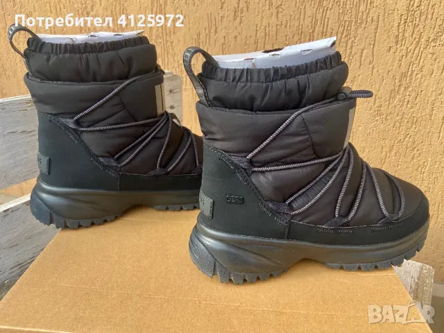 Нови апрески боти UGG Yose Puffer Boot черни, с дефект, 38 номер, снимка 5 - Дамски апрески - 49083835