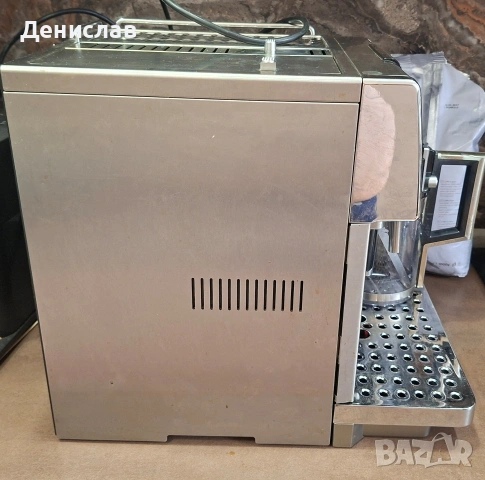 Кафеавтомат/Кафемашина Delonghi Primadonna с кана , снимка 6 - Кафемашини - 53996245