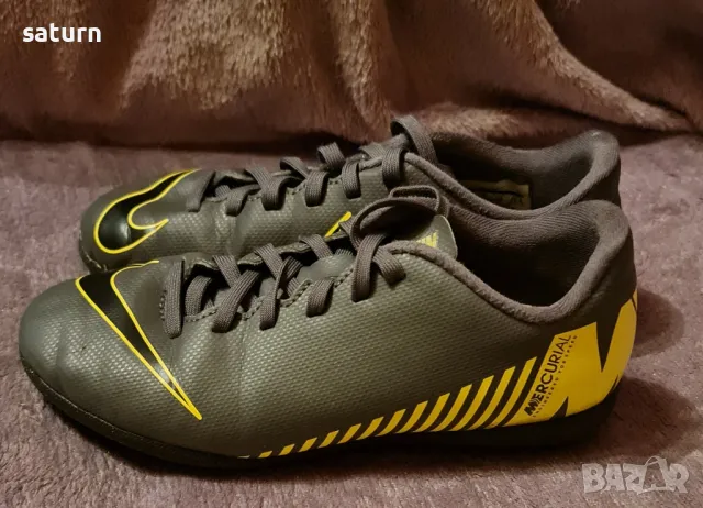 Nike Mercurial детски футболни обувки за зала 33, снимка 1 - Детски маратонки - 49588845