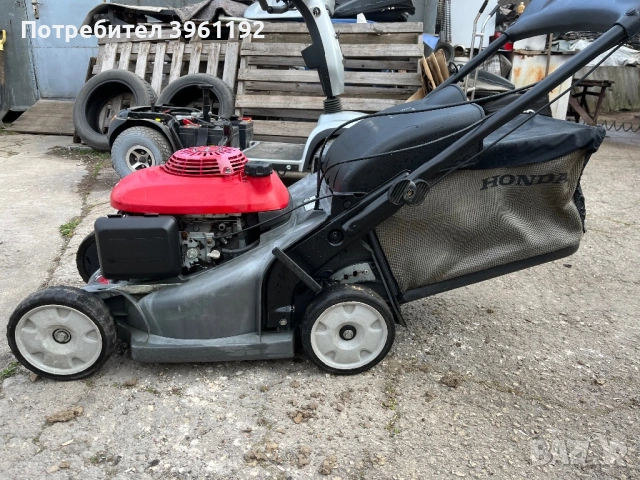 13: Самоходна моторна косачка  HONDA 5.5 hp, снимка 4 - Градинска техника - 54103679