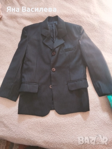 Детско сако  4-5г., снимка 2 - Детски якета и елеци - 52157772