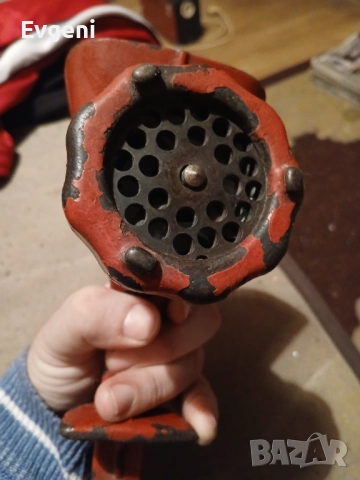 Машинка за мелене на месо 