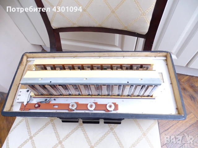 Корпус (баси) за Акордеон Weltmeister Stella 80 баса, снимка 2 - Акордеони - 52379730