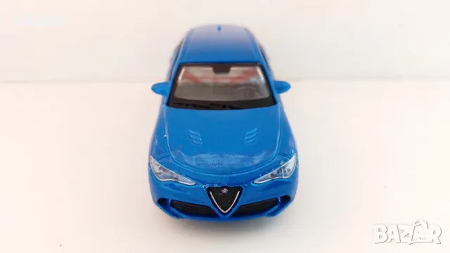  Alfa Romeo Stelvio Bburago - Мащаб 1:43, снимка 6 - Колекции - 48588211