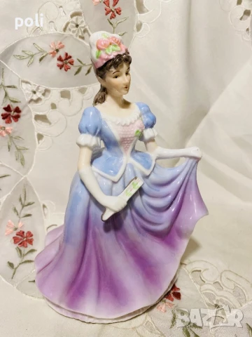 порцеланова статуетка 