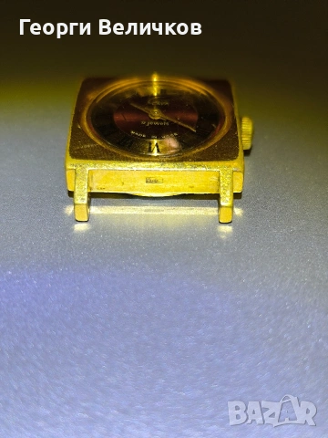 Дамски часовник Слава 17 камъка - Стар Руски часовник СССР, снимка 2 - Антикварни и старинни предмети - 53844416