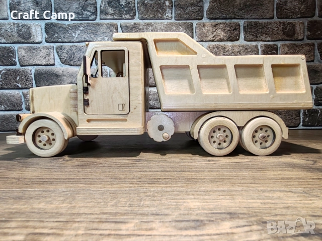 Дървен модел на камион – Самосвал – Craft Camp, снимка 17 - Коли, камиони, мотори, писти - 52736611