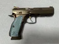 CZ Shadow 2, снимка 16