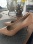 Louis Vuitton , снимка 1 - Дамски обувки на ток - 44948639