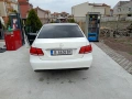 Мерцедес Е 200 CDI , снимка 2