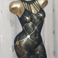 XS/M Черна еластична рокля на мрежа , снимка 1 - Рокли - 45898038