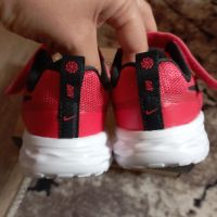Нови детски маратонки Nike , снимка 2 - Детски маратонки - 45304754