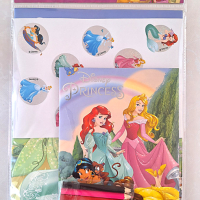 Нов комплект за оцветяване с принцесите на Дисни, внос от Англия, снимка 1 - Детски книжки - 45020736