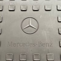 Оригинална гумена постелка за багажник за Mercedes ML W166 след 2011г, снимка 2 - Аксесоари и консумативи - 45271843